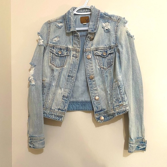 American Eagle Destroyed Denim Jacket - Picture 1 of 6